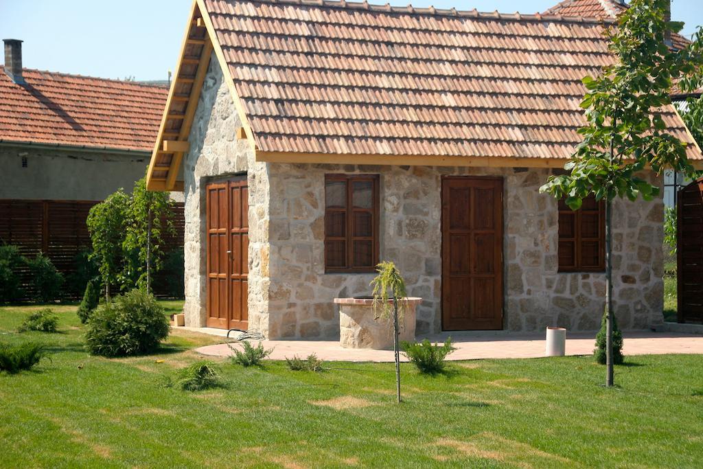 Cziroka Vendeghaz Tolcsva